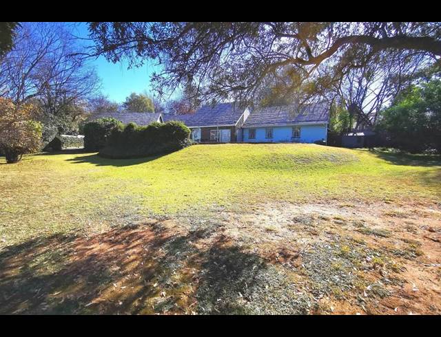 LAND FOR SALE IN BRYANSTON